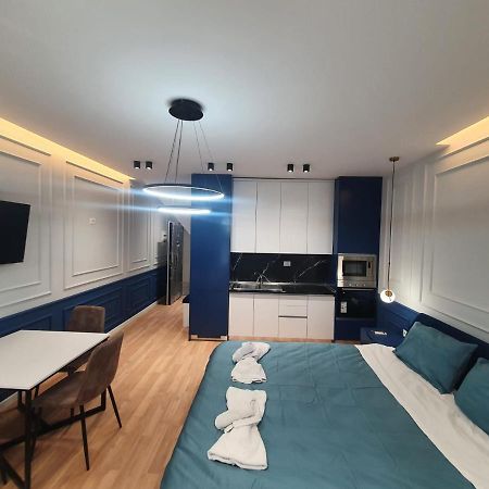 #New Luxury Apartment Tirana Buitenkant foto