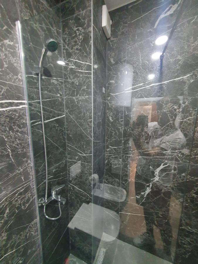#New Luxury Apartment Tirana Buitenkant foto