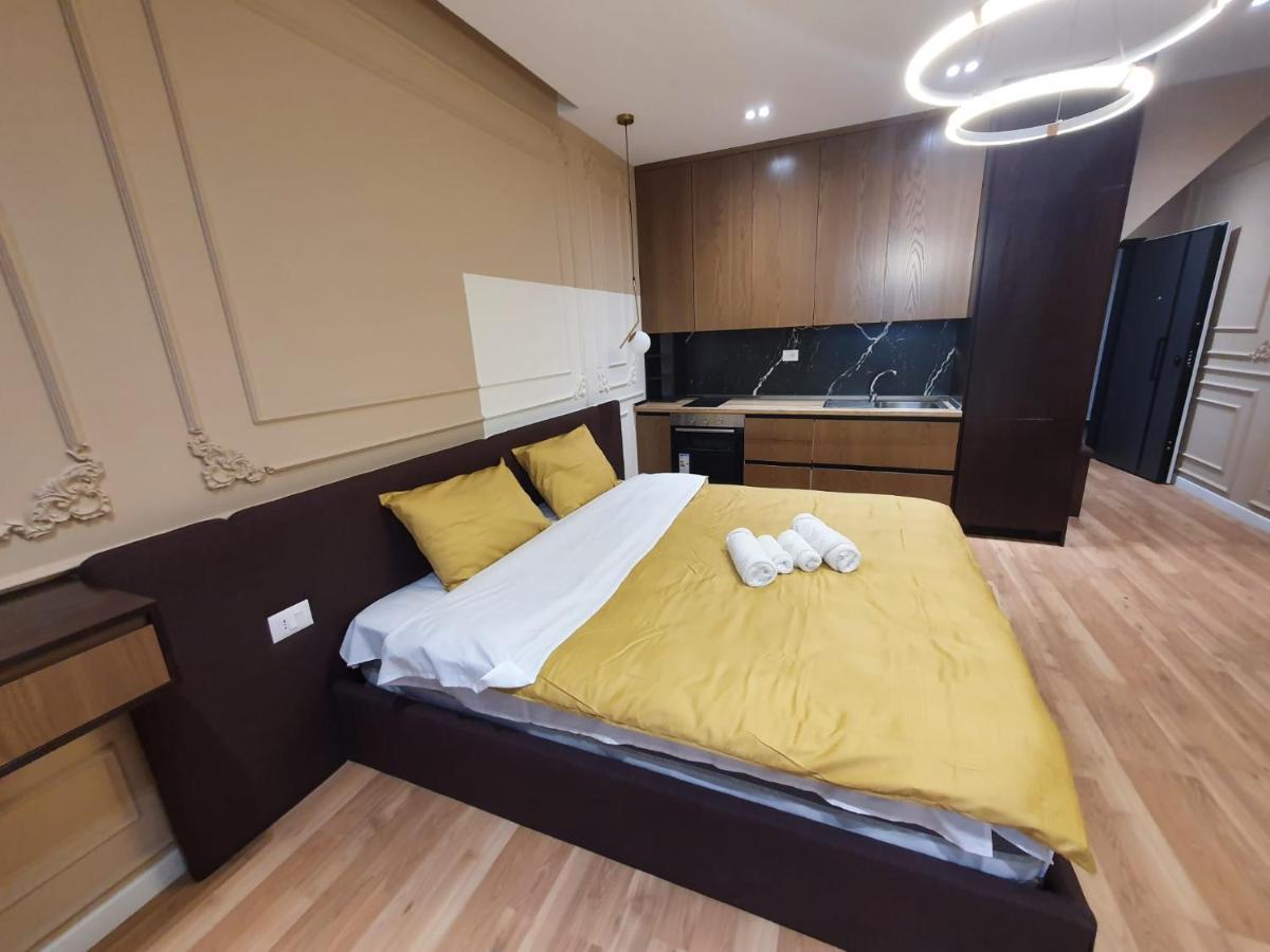 #New Luxury Apartment Tirana Buitenkant foto