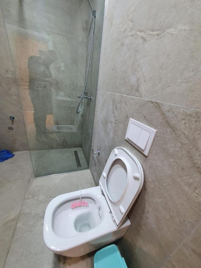 #New Luxury Apartment Tirana Buitenkant foto